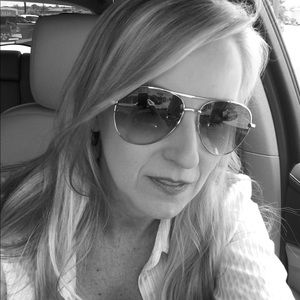 Meet your Posher, Micki